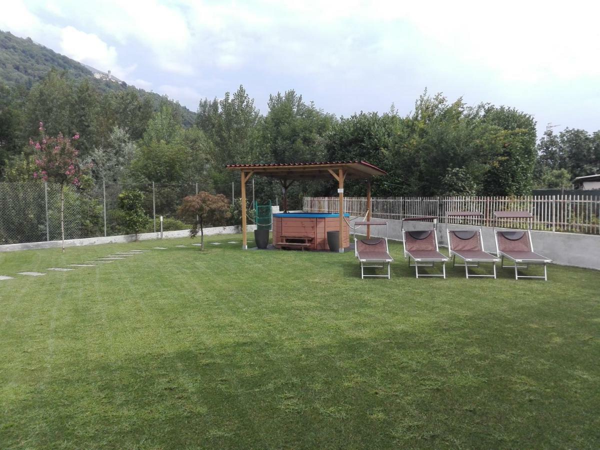Eden Bed & Breakfast Канобио Екстериор снимка
